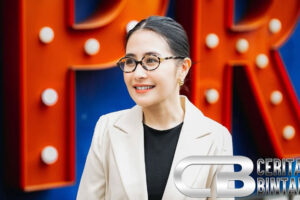 Prilly Latuconsina: Kini Mengajar di LSPR Jakarta